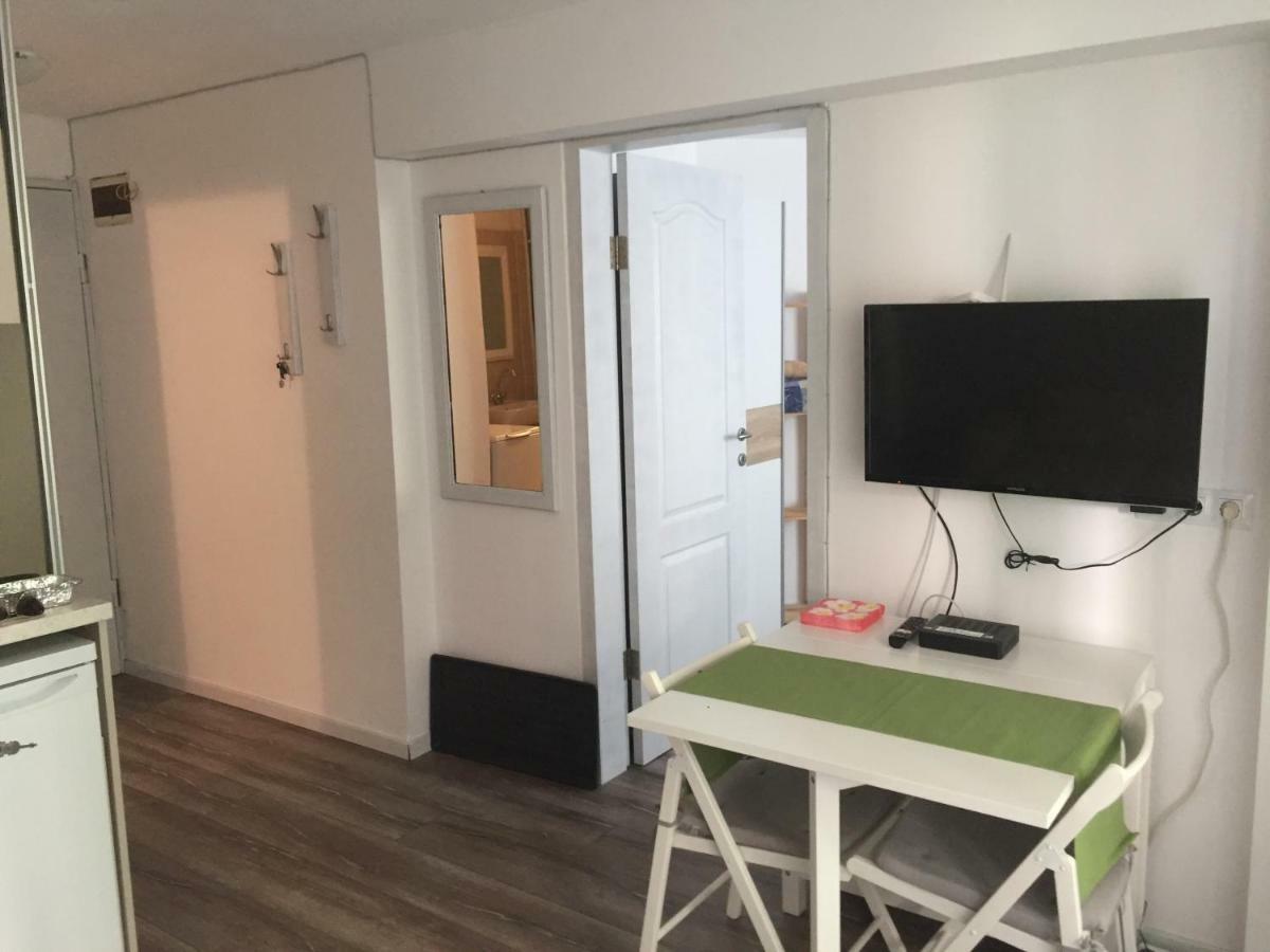 Apartment Button In Downtown София Екстериор снимка